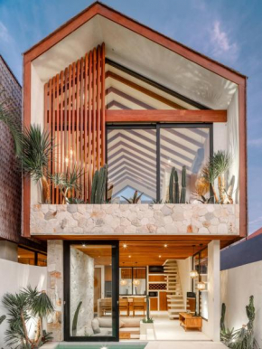 Blacksand Villas Echo Beach